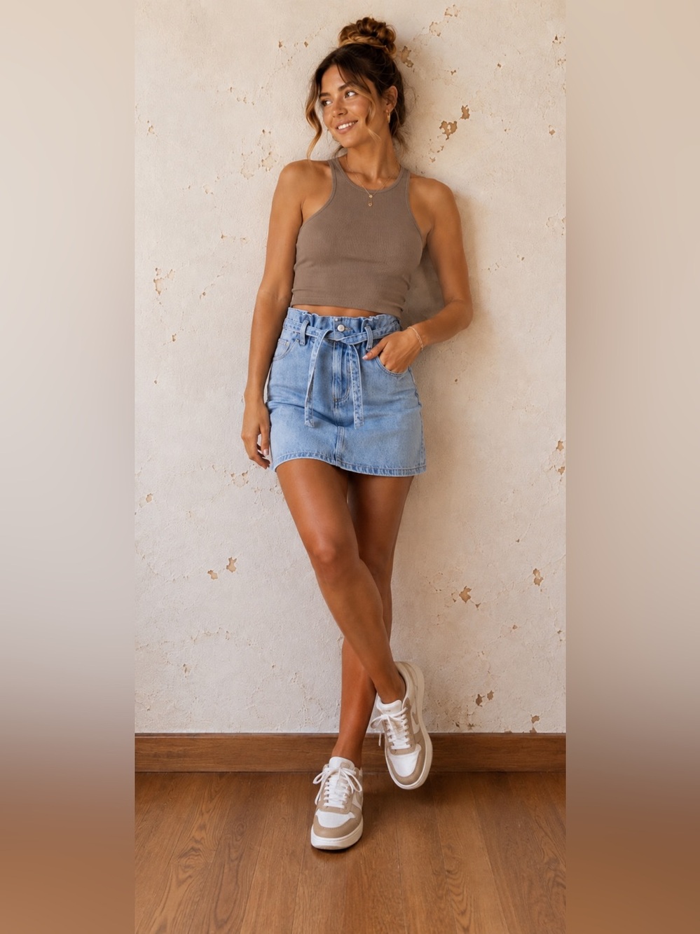 Hollister Belted Denim Mini Skirt Light Wash High Rise Sz 1